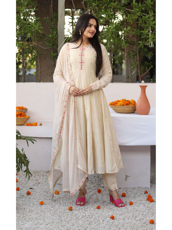 Cream Silk Blend Embroidered Kurta (Set of 3)